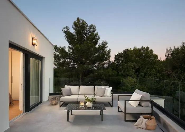 Moderne Mali Dvor Mit Pool 500m Am In Porec Villa